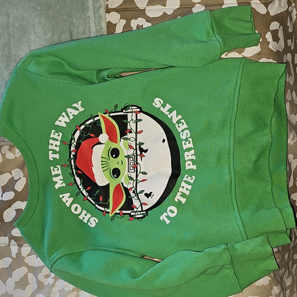 Star Wars Green Sweatshirt